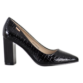 Goodin Pumpe na stupu crna