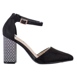 Goodin Pumpe s ukrasnom petom crna