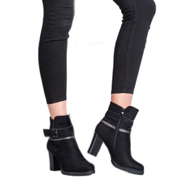 Queentina Elegantne čizme od antilopa crna srebro