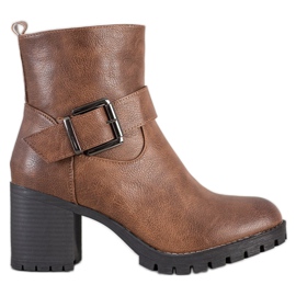 SDS Elegantni radnici na šanku smeđa