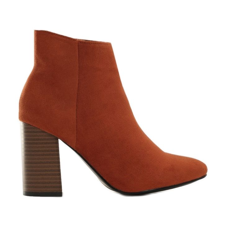 Vices Poroci 1568-68-deva smeđa