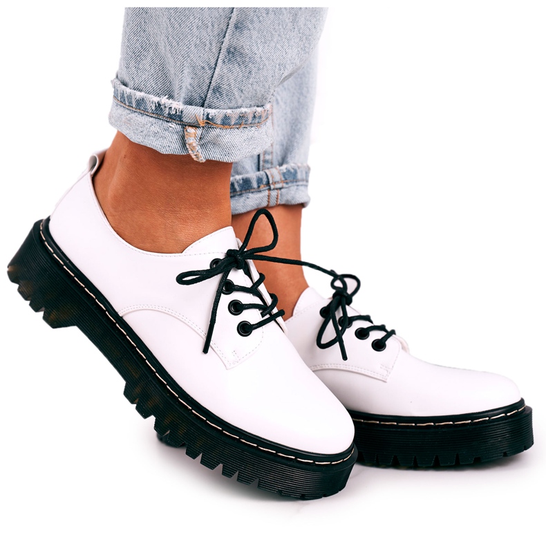 Ženske klasične cipele Oxfords na bijeloj platformi S.Barski HX62 bijela crno