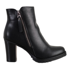 SHELOVET Čizme na stupu s ukrasnim zatvaračem crna