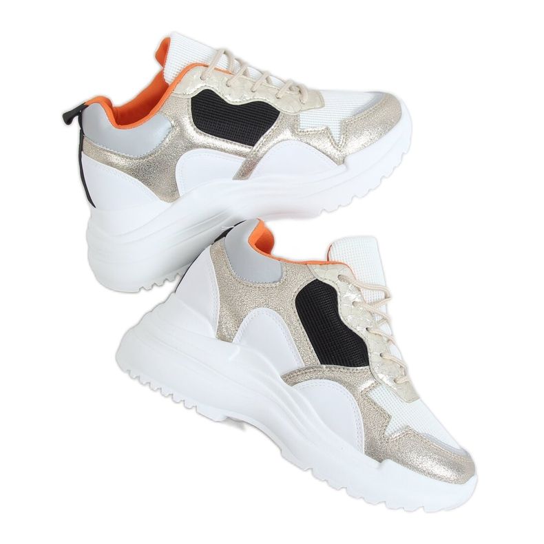 Bijele i zlatne sportske cipele na klin 3171 Gold bijela zlatna