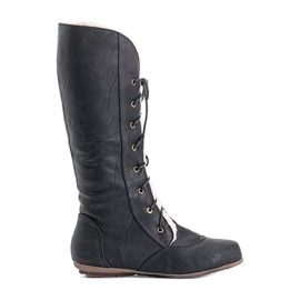 Crne, izolirane ravne čizme 3011-31 crno