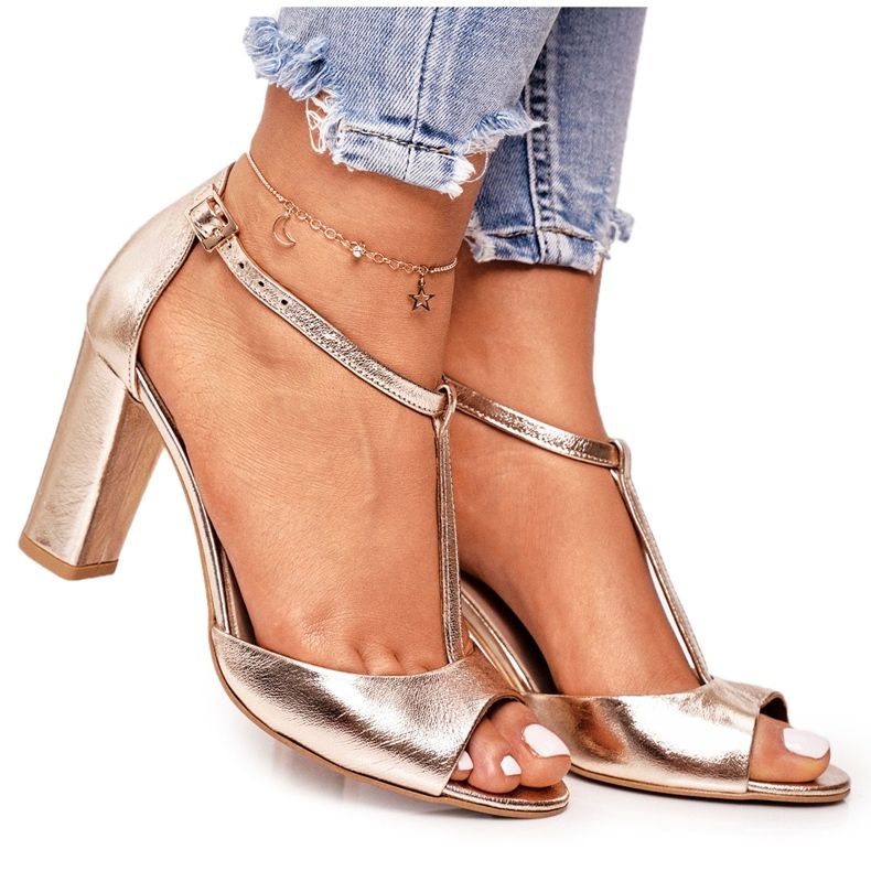 Kožne sandale na šanku Laura Messi 1916 zlatna