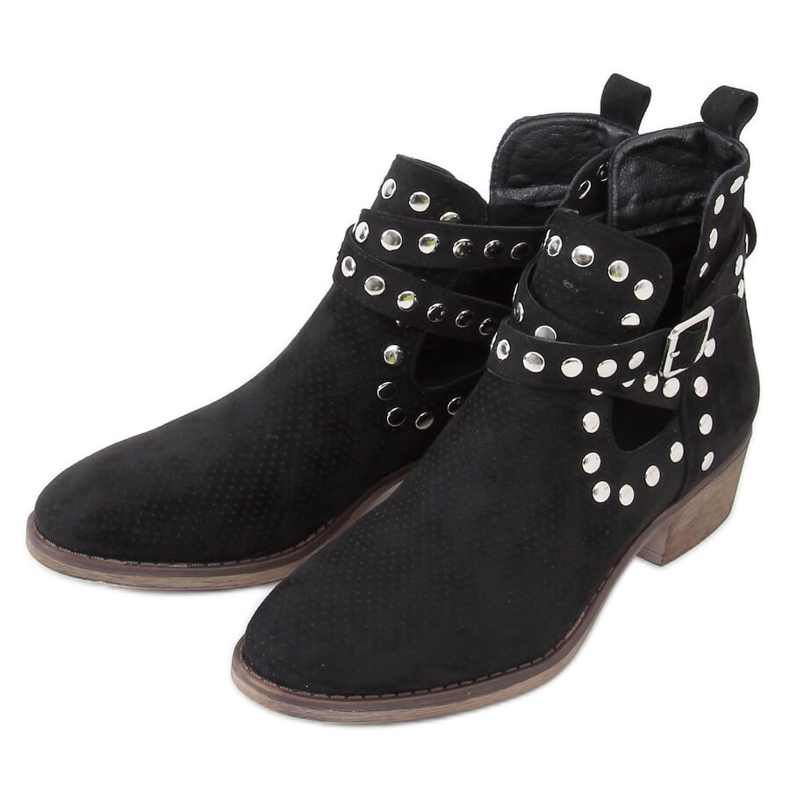 Čizme izrezane s crnim čavlima NS196P Crna crno