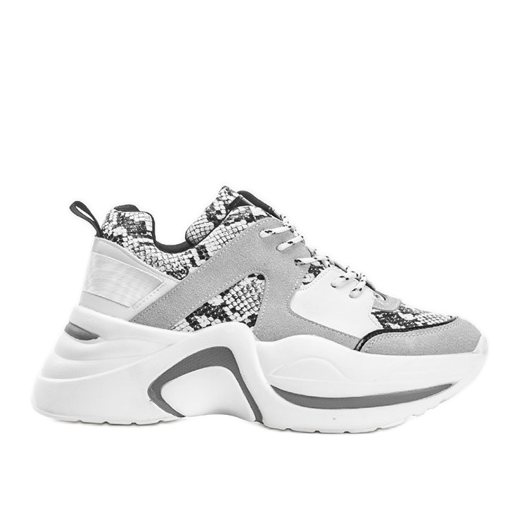 Zatim bijele tenisice bijela