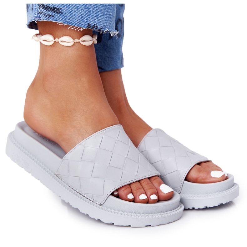 Ženske papuče na sivoj platformi Big Star HH274688 siva