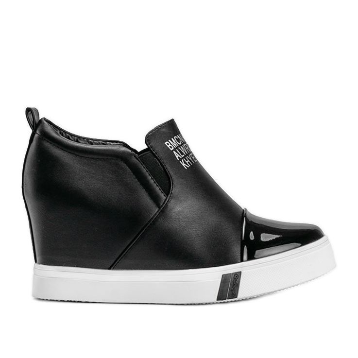 Ženske crne tenisice s natpisima Caroline crno