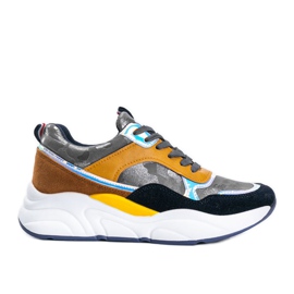 Sive camo tenisice iz Lindsaya smeđa