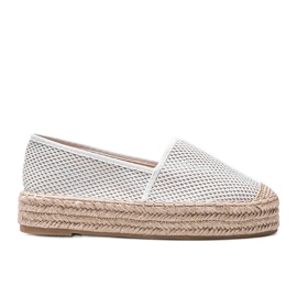 Bijele espadrile na debelom Lia potplatu bijela