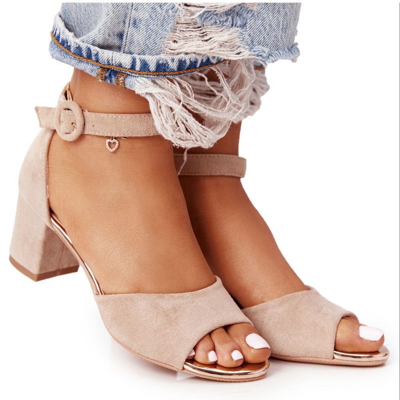 Suede Sandale na visoku petu Vinceza 21-20100 Bež