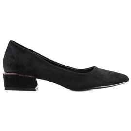 Goodin Crne pumpe na ravnoj peti crna