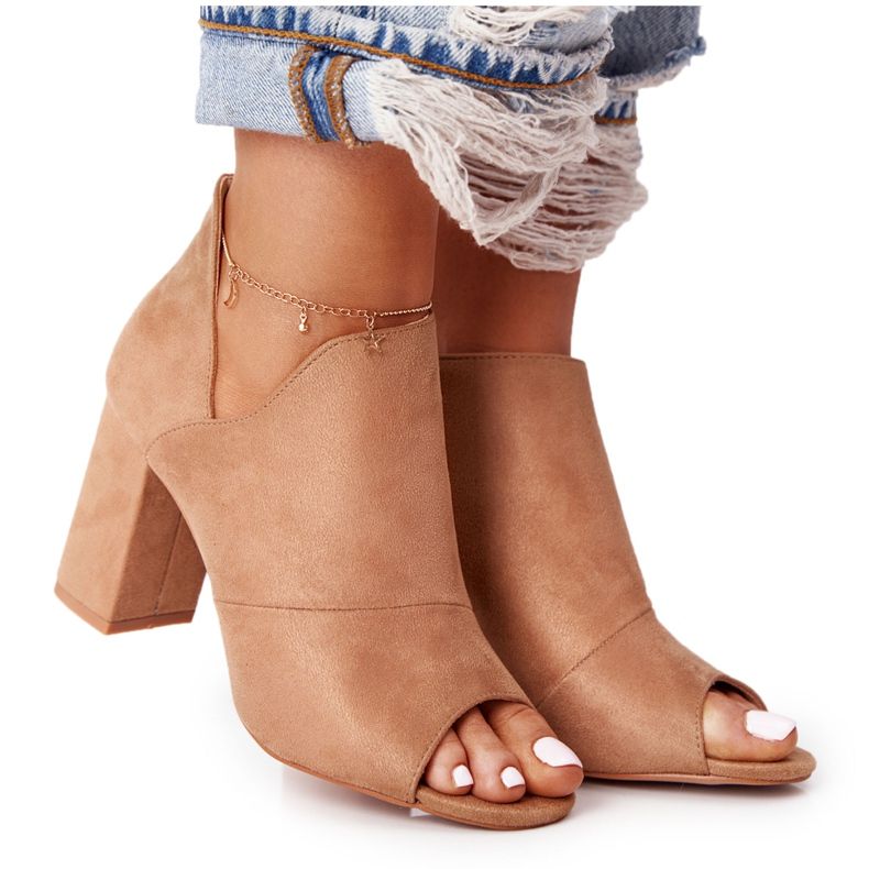 Proljetne čizme od antilopa na postu Vinceza 21-17095 Bež