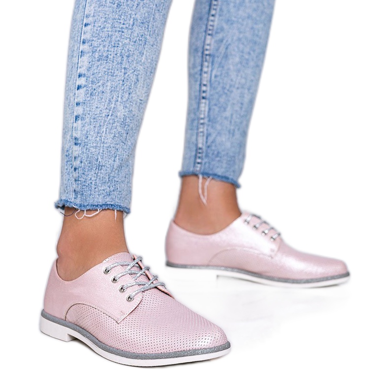 Ružičaste sjajne ažurne cipele iz Kyota ružičasta