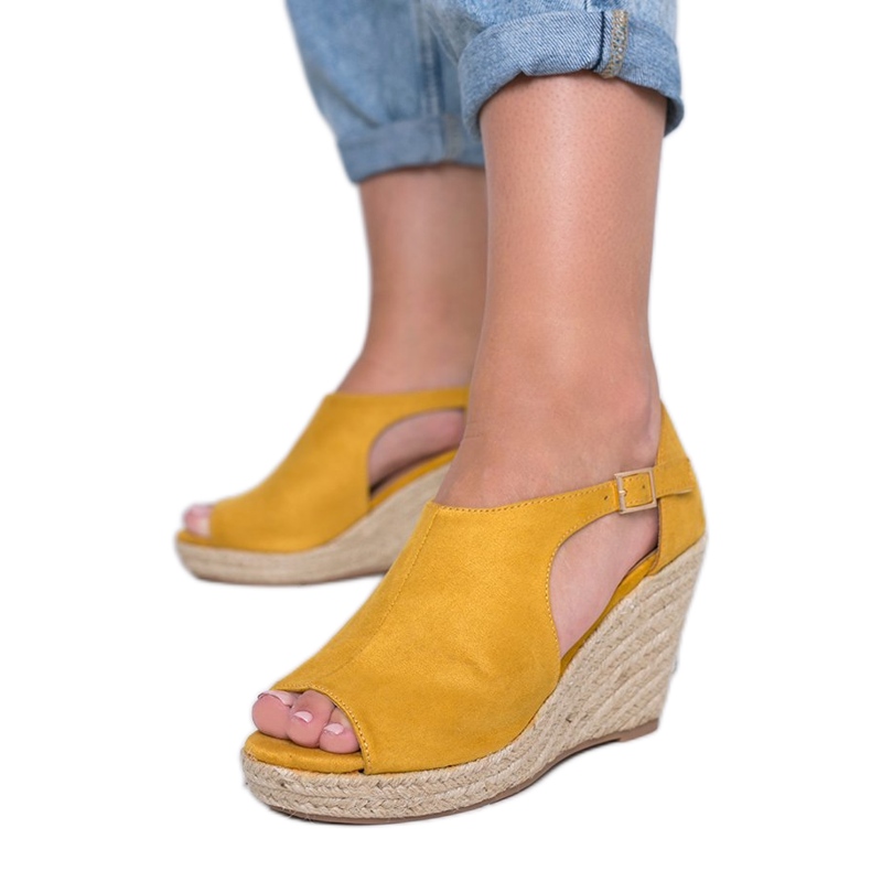 Sandale na klin od senfa Moko žuta boja