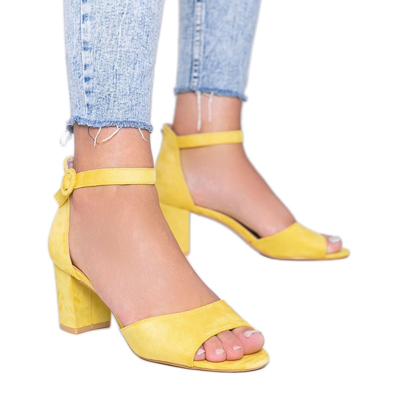 Žute sandale na stupu Mare Mare žuta boja