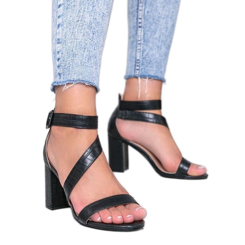 Crne sandale na stupu Silver Dust crno