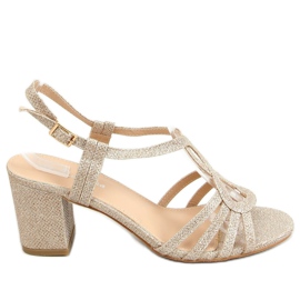 Zlatne sandale na visoku petu A3083 Gold zlatni