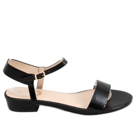 Crne sandale s ravnim potpeticama F9020 Crna
