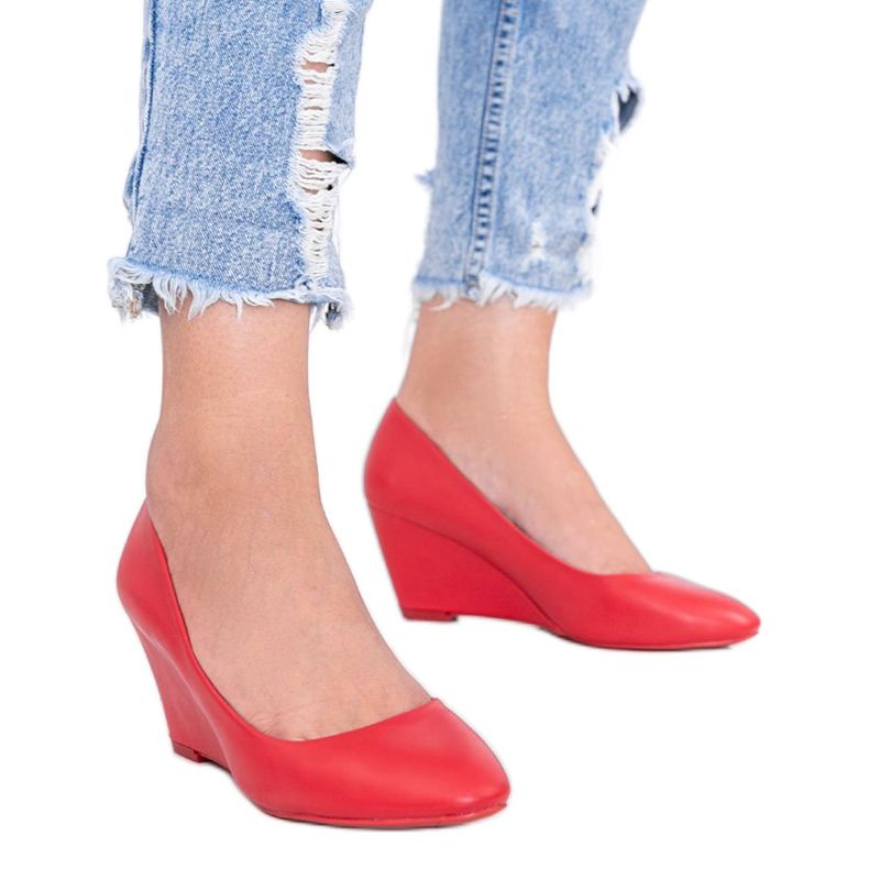Crvene pumpe na peti Caffe klina crvena