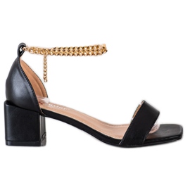 Seastar Sandale s ukrasnim lancem crna zlatni