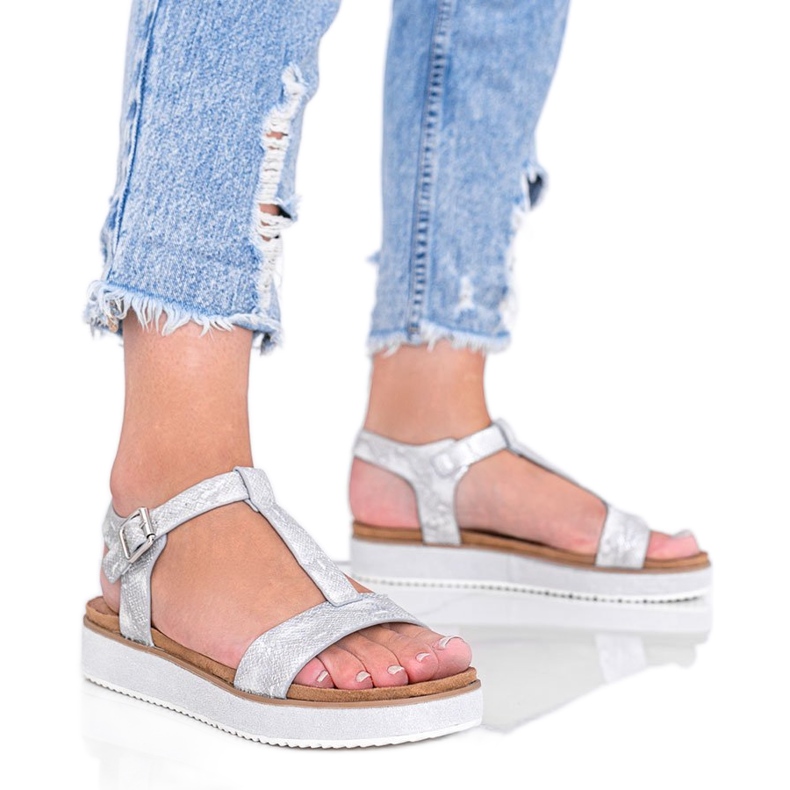 Srebrne sandale u uzorku zmijske kože Kiko srebro