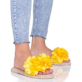 Žute ženske japanke žuta boja