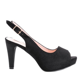 Junine crne sandale na visoku petu crna