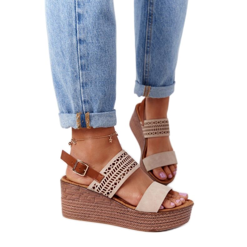 S.Barski Ažur sandale na klin S. Barski GD-47 Bež