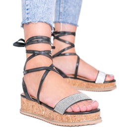 Crne sandale vezane cirkonima Ves crna