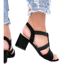 Crne sandale na niskom Forte stupu crna