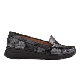 Radoskór Udobne crne ženske cipele za šire stopalo crna