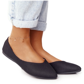 Osjetljiva balerina u špici Vinceza 2187 Crna