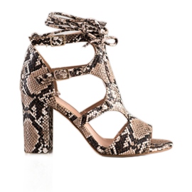 Bestelle Urađene sandale s uvezom bež smeđa