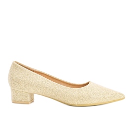 Zlatne pumpe na Kennedyjevom niskom stupu zlatni