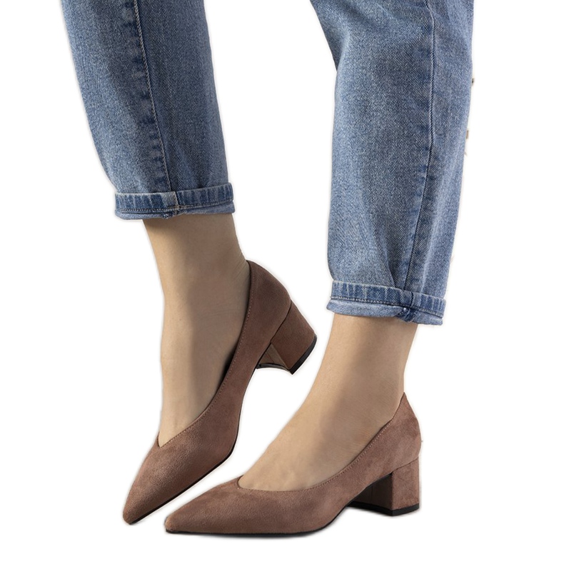 Ružičaste pumpe na Flore stupu ružičasta