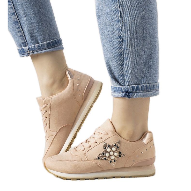 Ružičaste sportske tenisice ukrašene Ruler klinovima ružičasta