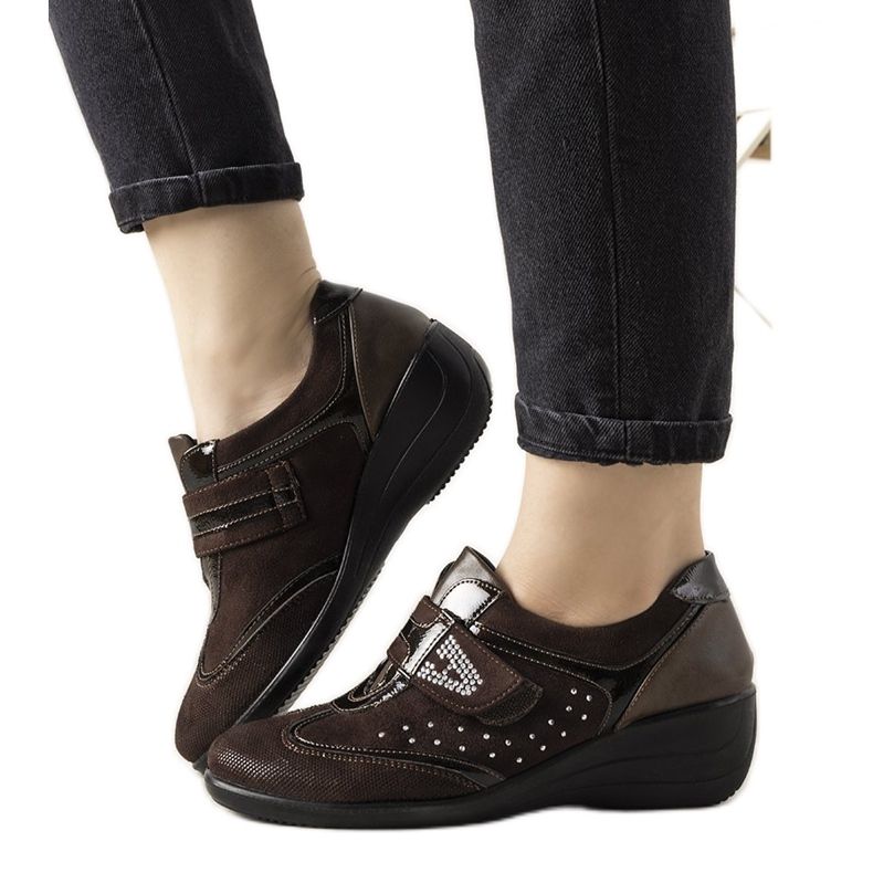 Smeđe broge na klin Merante smeđa