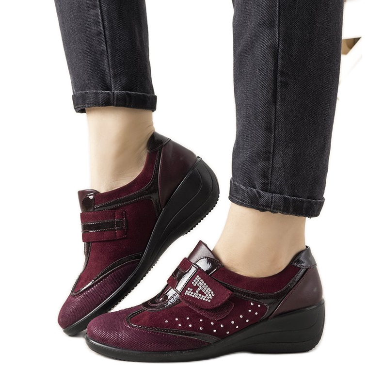 Maroon brogues na klinu Merante crvena