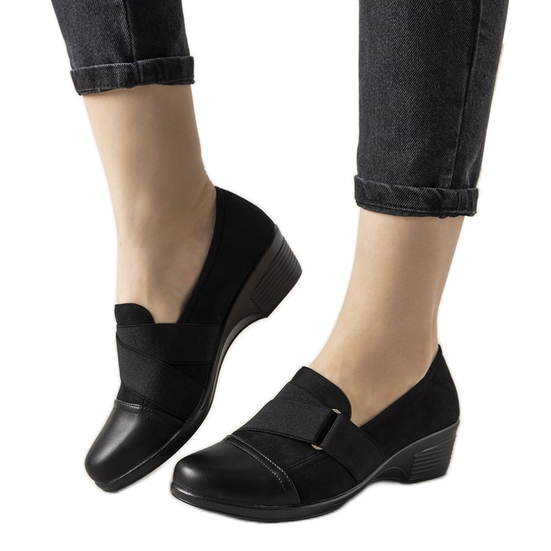 Crne cipele na vezanje Bolje crno