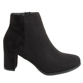 Klasične crne štikle E2165 Crna