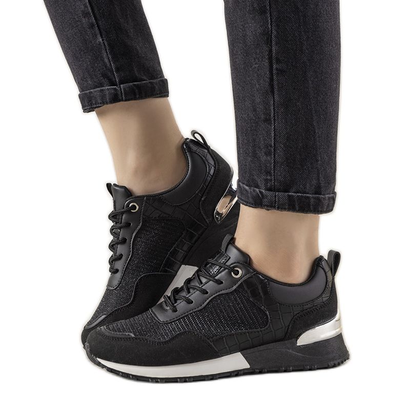 Crne tenisice s motivom krokodilske kože Zariza crno