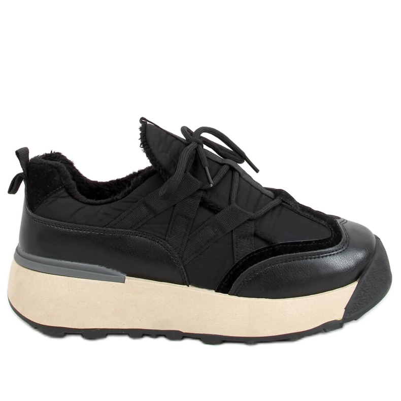 Crne izolirane sportske cipele BL252P Crna crno
