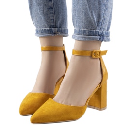 Senf pumpe na Natalie postu žuta boja