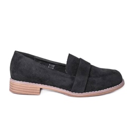 Crni gospodari na ravnoj peti Georgia crno