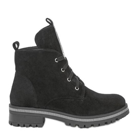 Ukrašene crne čizme tvrtke Winny crna