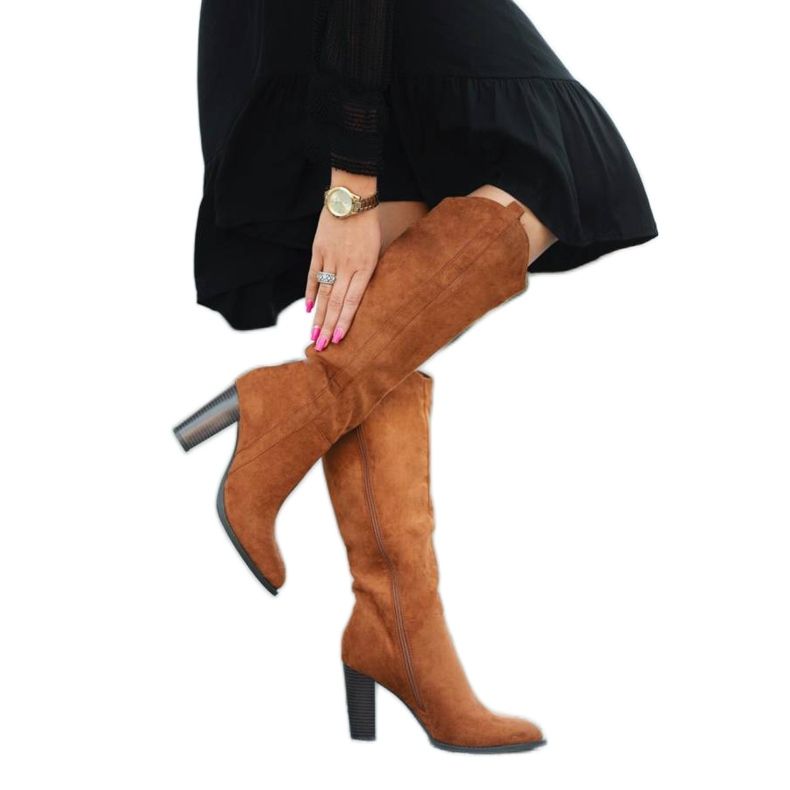 Deve čizme na postu Eve smeđa siva