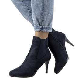 Tamnoplave čizme na Varela peti tamnoplava